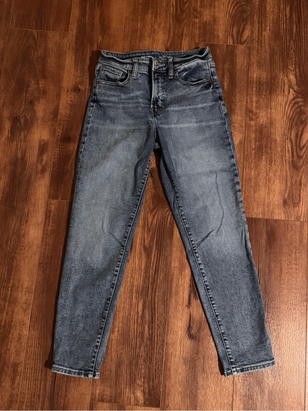 Old Navy O.G. Straight Jeans in Medium Blue Wash